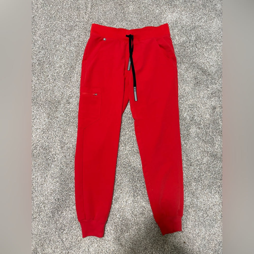 FIGS Zamora Joggers Red